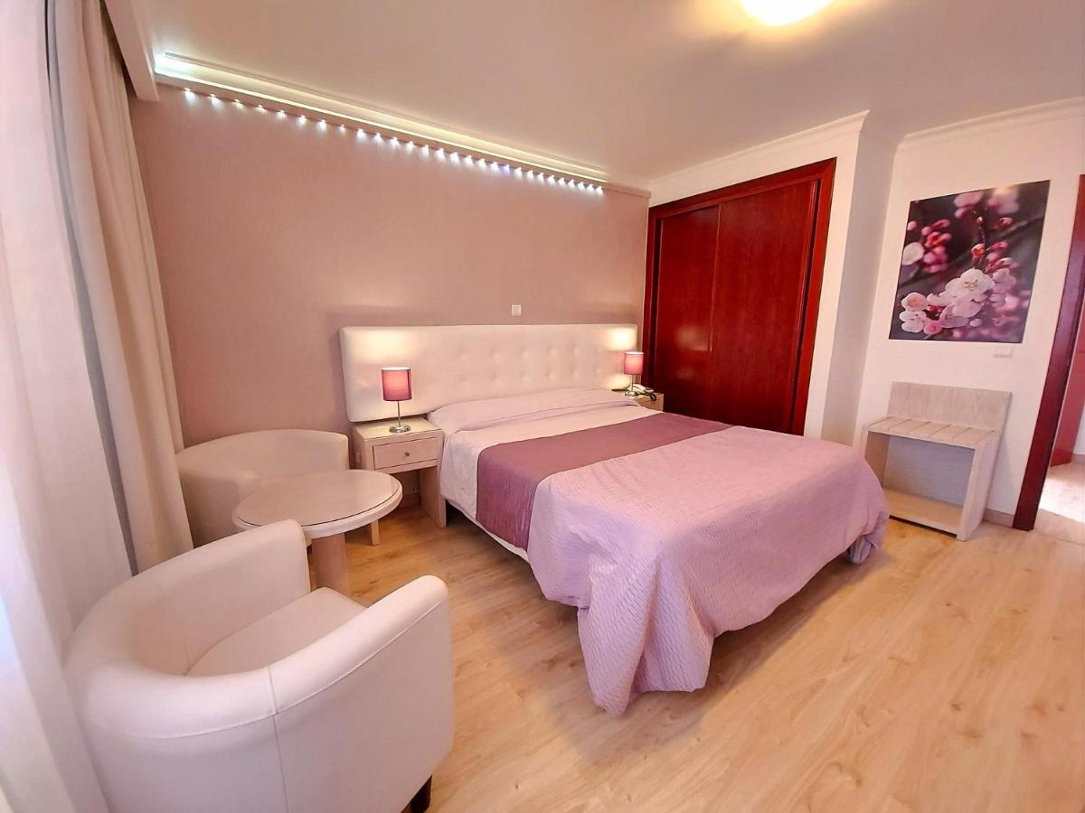 Vila Formosa Al-Estabelecimento De Hospedagem,Quartos-Rooms Monte Gordo Exterior foto