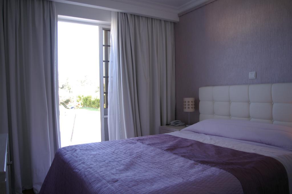 Vila Formosa Al-Estabelecimento De Hospedagem,Quartos-Rooms Monte Gordo Habitación foto